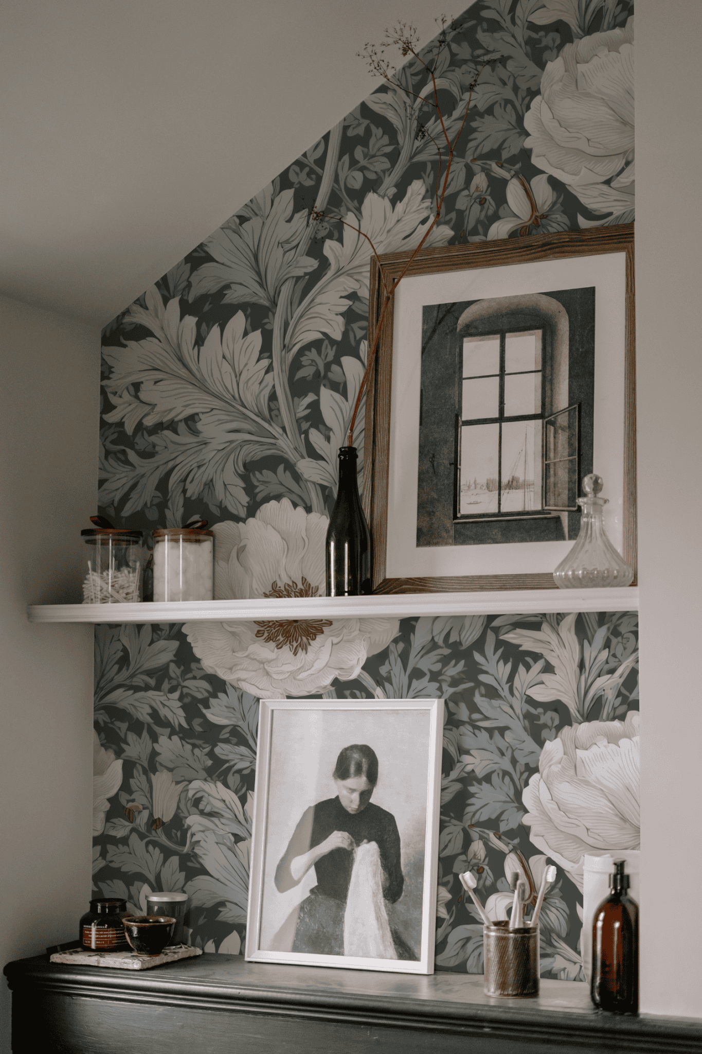 Ivory Blossom Wallpaper