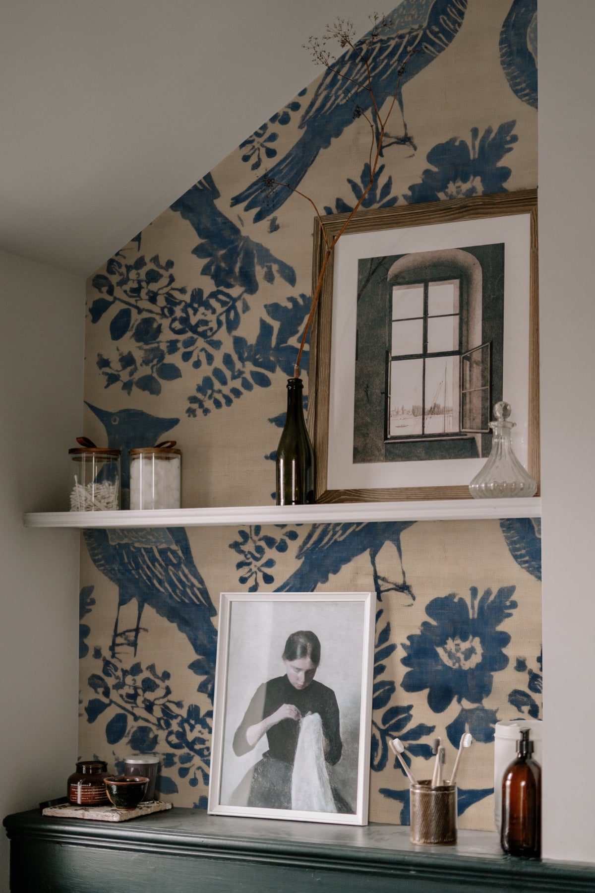 Indigo Cardinal wallpaper on a wall — Lifestyle 7 scene