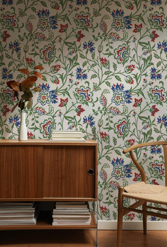 William Morris Brentwood White wallpaper on a wall — Lifestyle 1 scene