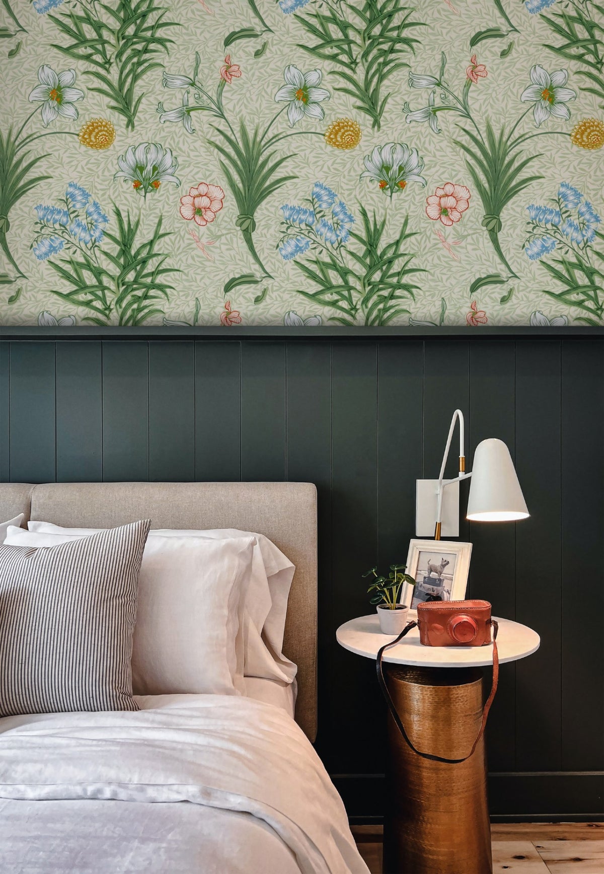 William Morris Lily Sage wallpaper on a wall — Lifestyle 5 scene
