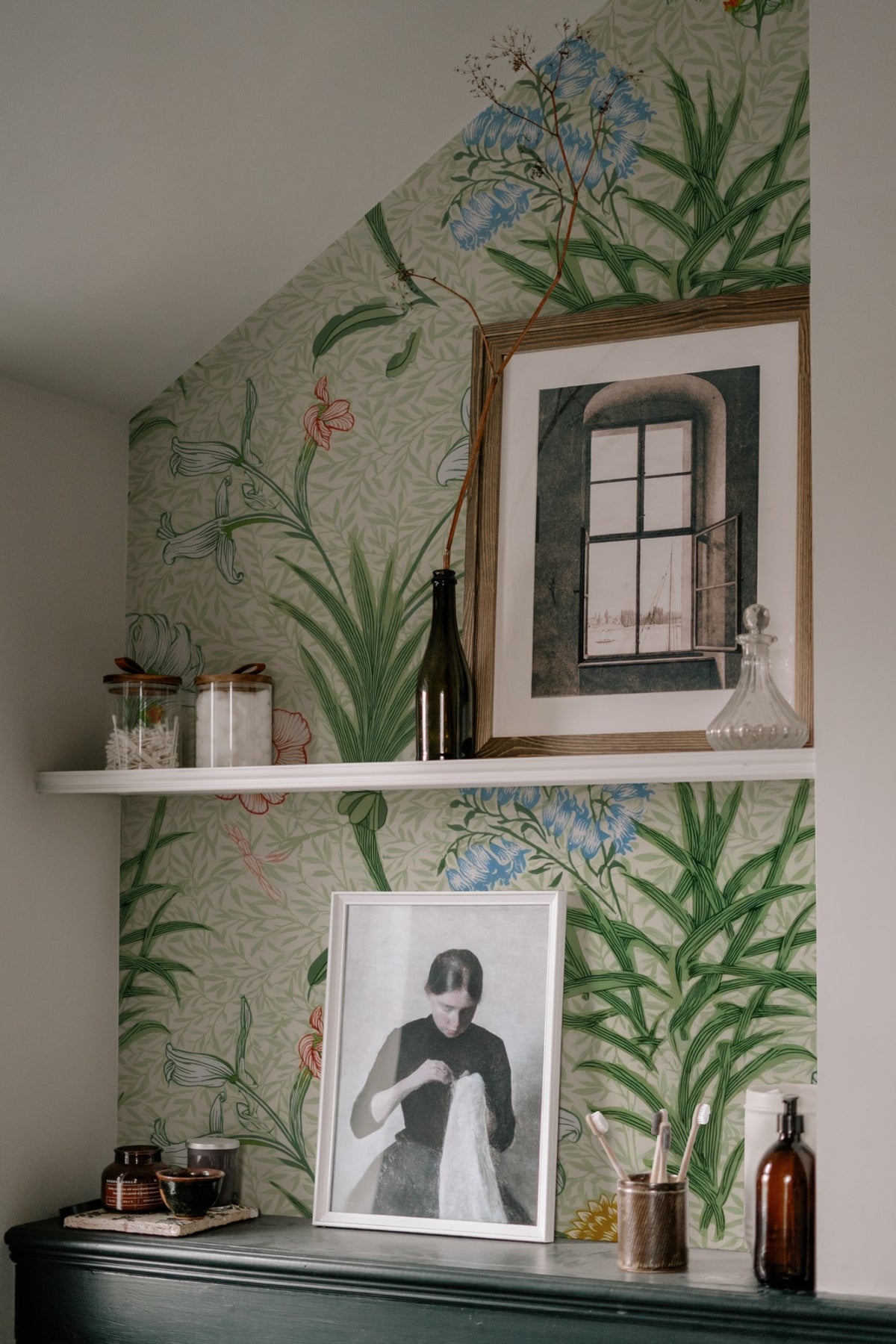 William Morris Lily Sage wallpaper on a wall — Lifestyle 7 scene