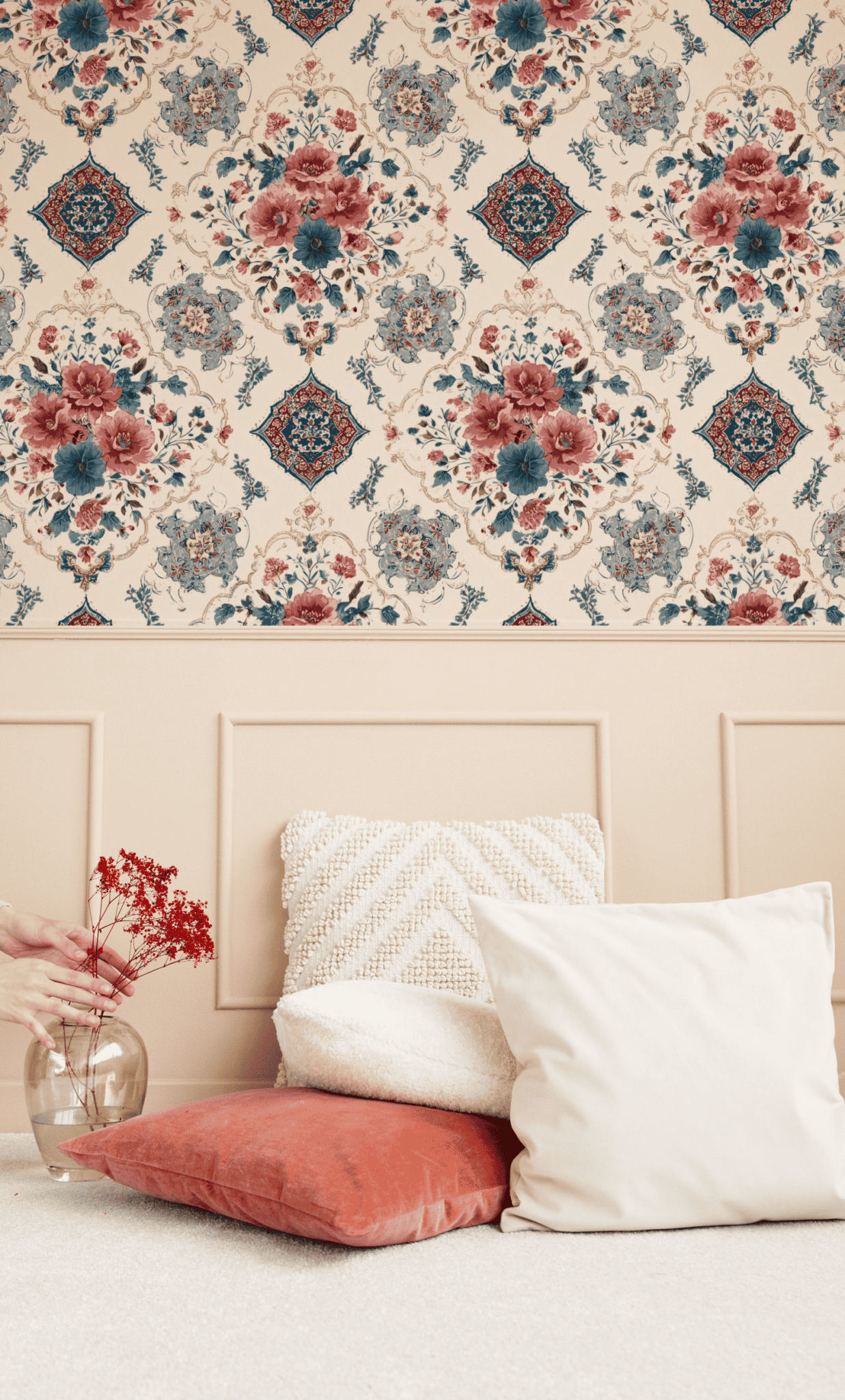 Rouge Arabesque Wallpaper