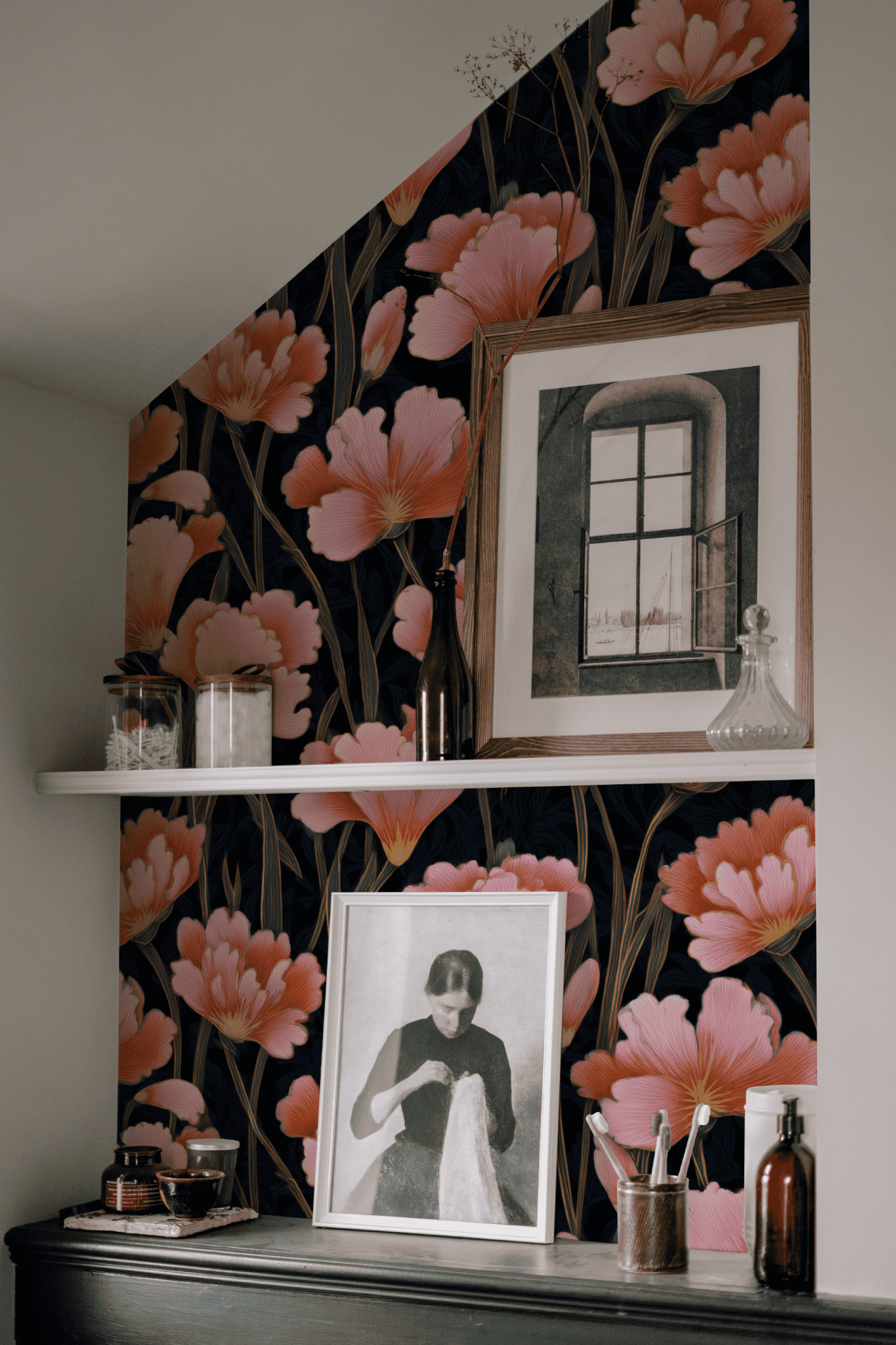 Roseate Artistry Wallpaper